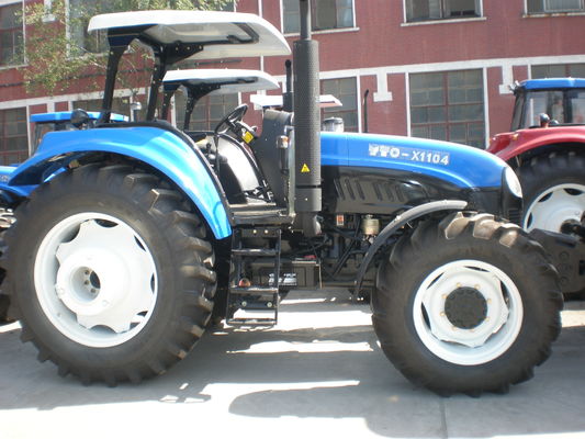 YTO X1104 4WD 110HP Tarım İçin Dört Tekerlekten Çekişli Çiftlik Traktörü