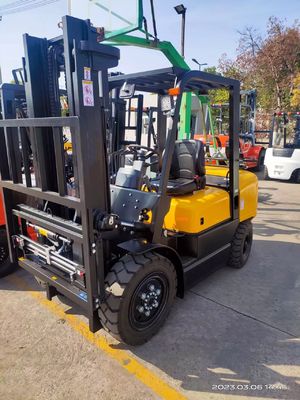Yüksek Kaliteli Konteyner Mast Forklift Gaz kaldırıcı 2 ton 3 ton 3,5 ton Lpg Benzin Forklift